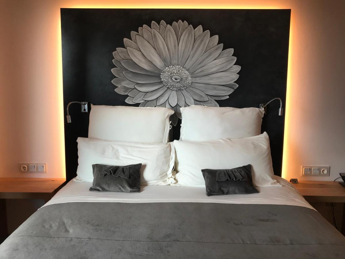Boutique Hotel Urbisol Calders Exterior foto